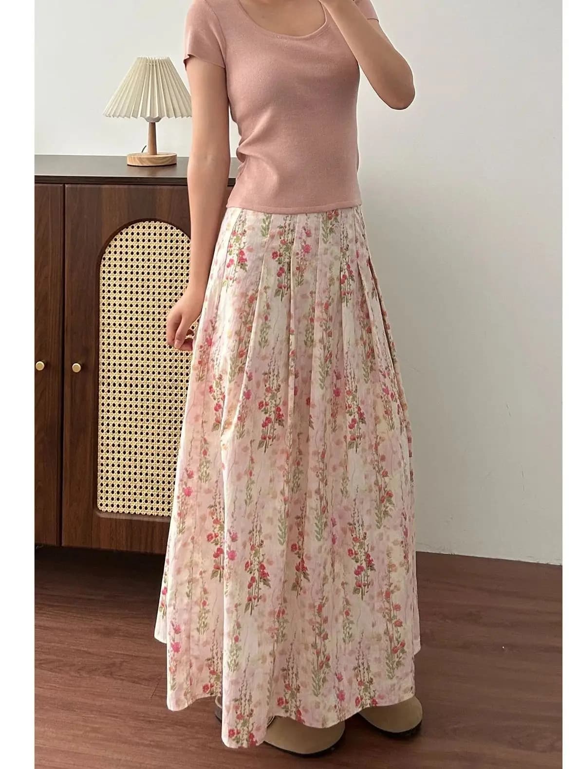 2026 New Floral Print Half Skirt Women's Summer Thin High Waist Casual Slimming Vintage Versatile Pleated Skirt
