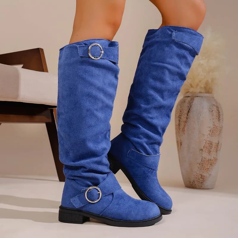 Stivali alti in pelle scamosciata con fibbia in metallo Autunno e inverno Nuove scarpe con tacco largo antiscivolo con plateau e punta tonda