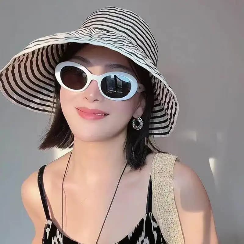 Cappello da sole a righe a tesa larga, cappello da pescatore leggero estivo da donna, cappello da pescatore a righe color block per viaggi in spiaggia