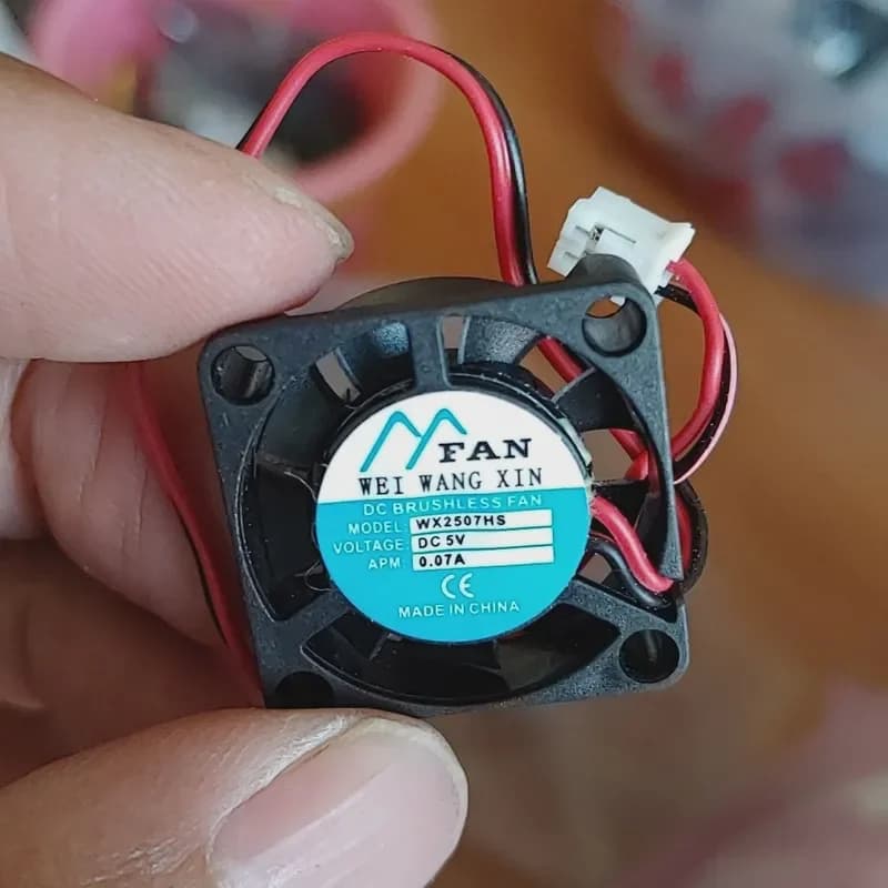 for WEI WANG XIN WX2507HS DC 5V 0.07A 2.5CM Cooling Small Fan