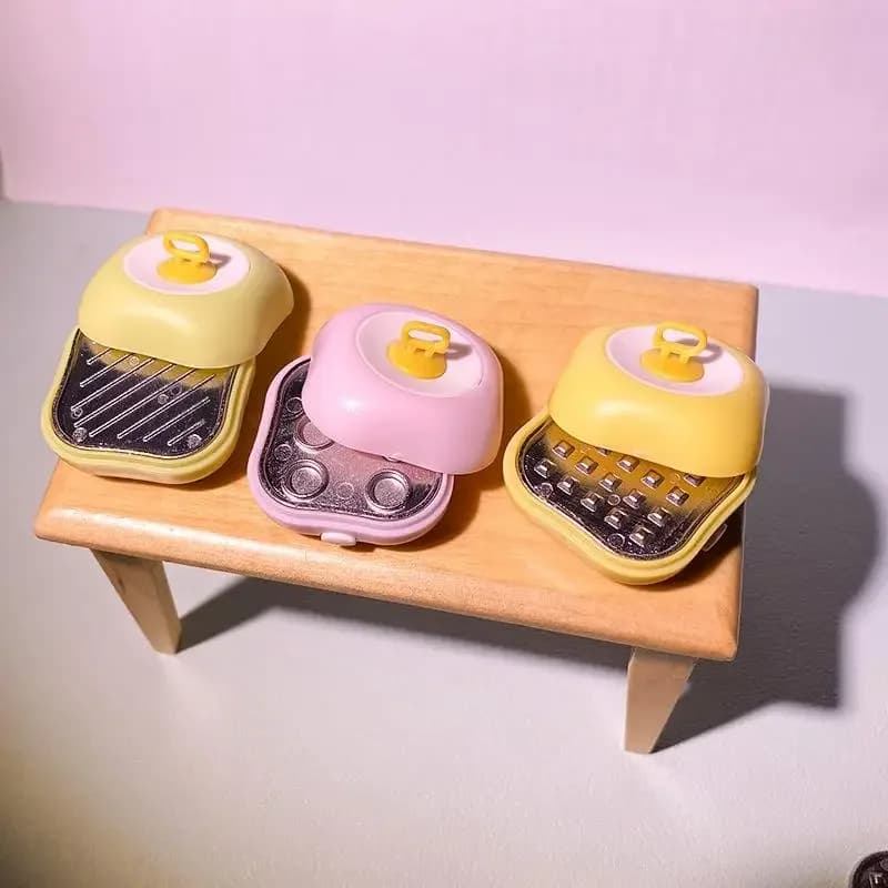 1 Set Scala 1/12 Simulazione Friggitrice per uova in miniatura Casa delle bambole Mini Macchina per friggere Cucina Giocattolo da cucina per accessori per bambole