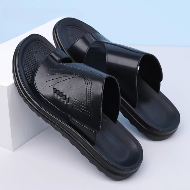Men's Summer Fashion Sandals Simple Beach Shoes Thick Bottom Soft Anti-slip Slip-On Slippers