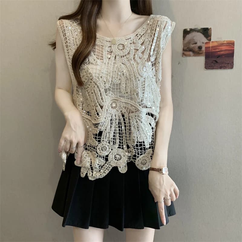 Bohemian Travel Hollow out Design Unique Sleeveless Vest Women's Summer Outerwear Age-Defying Top Bright Thread Spandex