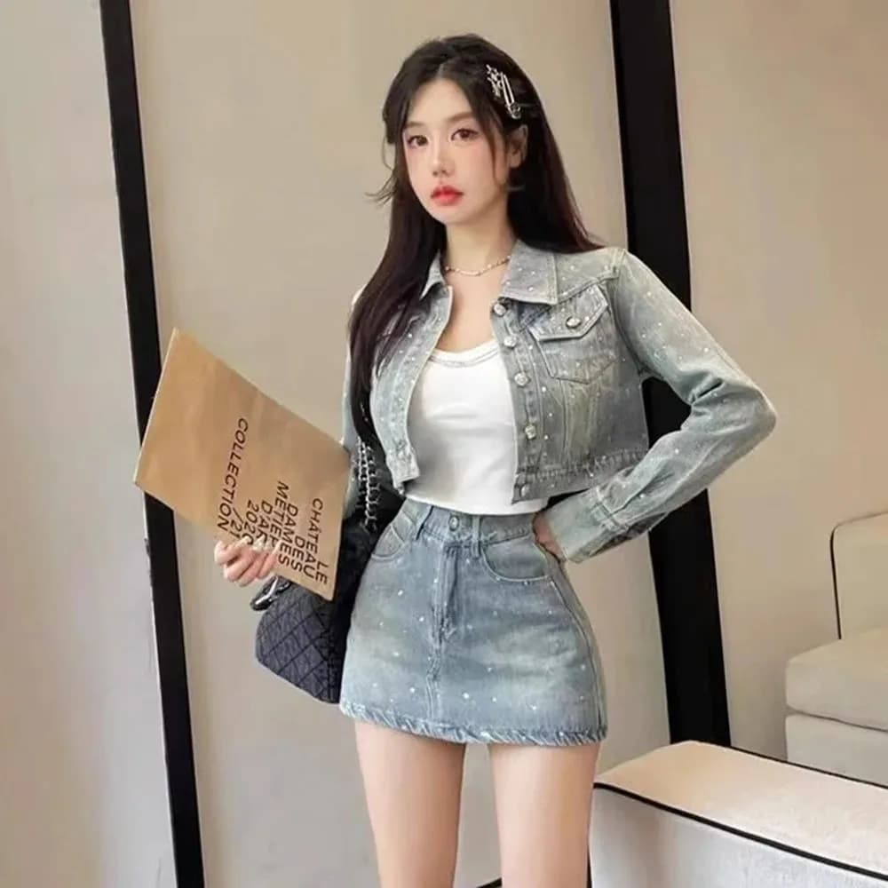 Giacca di jeans temperamento diamante moda coreana gonna a trapezio Set di due pezzi donna dolce risvolto solido primavera College Chic Lady Suit