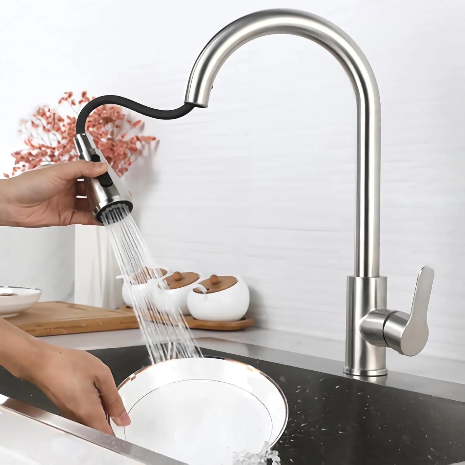 Rubinetto da cucina in acciaio inossidabile con spruzzatore estraibile Ugello a flusso Miscelatore acqua calda fredda Rubinetto flessibile per lavabo estraibile