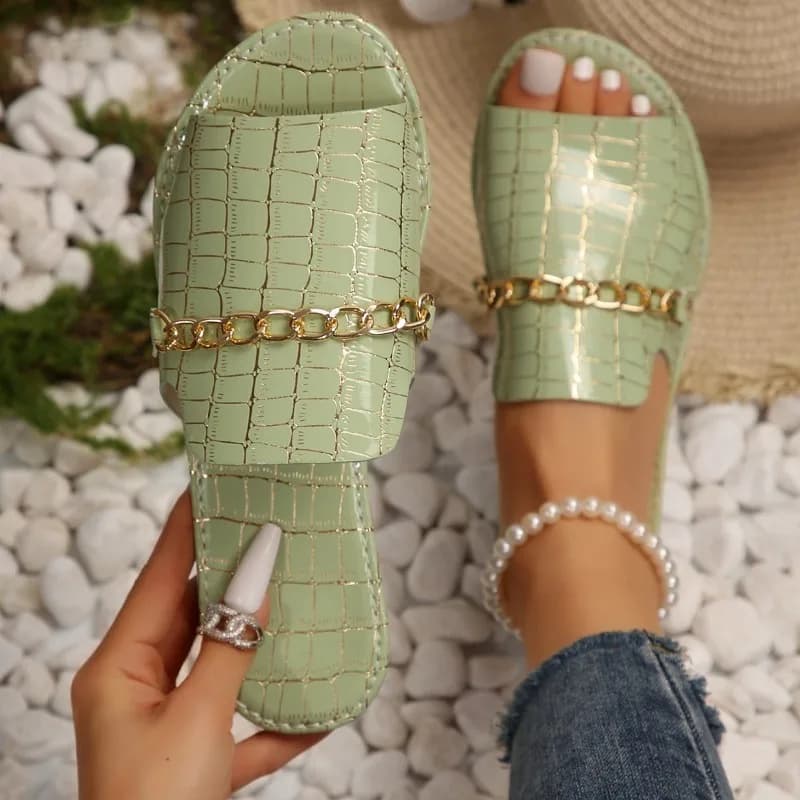 Pantofole da donna Sandali tinta unita con chiusura a catena sexy alla moda Nuove scarpe basse stile romano Calzature comode da passeggio per la spiaggia all'aperto