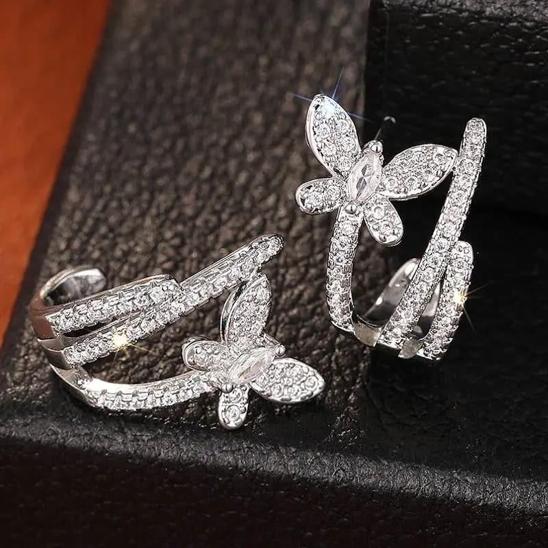 Orecchini da Donna Huitan Stile Fresco, Design a Farfalla, Accessori Estetici per Feste, Uso Quotidiano, Gioielli Versatili da Matrimonio con Zirconi