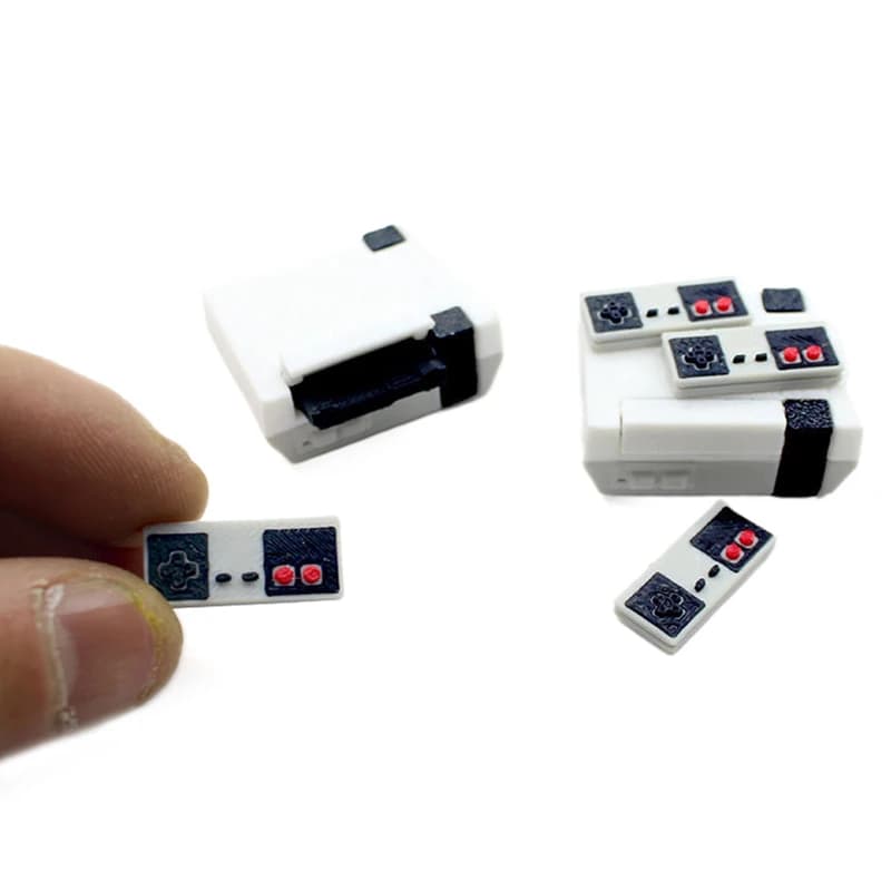 Mini host di gioco per casa delle bambole + scheda di gioco + 2 controller Accessorio decorativo per gamepad wireless simulato modello