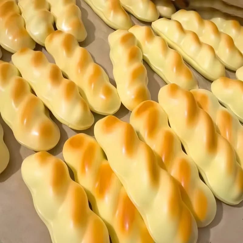 PU Squeeze Toy Slow Rising Soft Decompression Stress Relief Twist Bread Dough Shape Fake Finger Suction Moist Handfeel