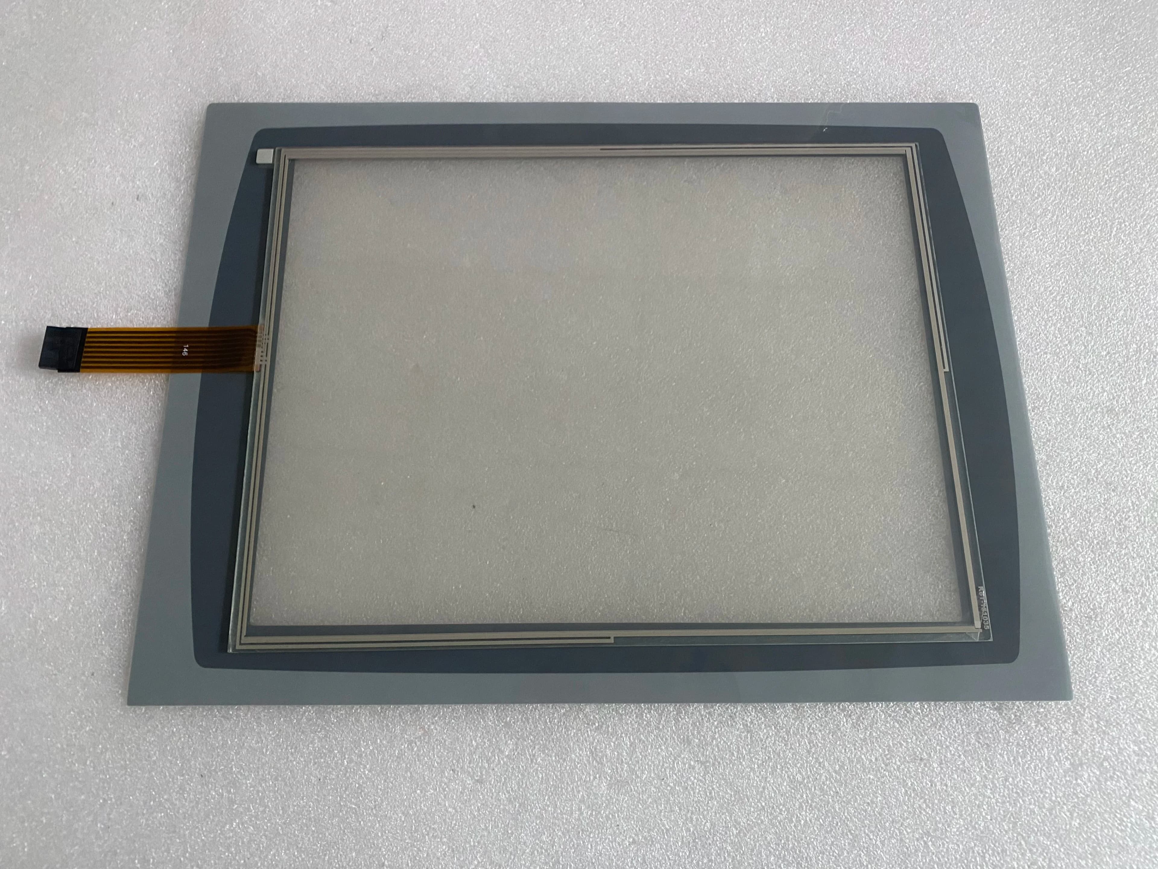 Plus 1500 2711P-T15C4A1 2711P-T15C4A2 2711P-T15C4A6 2711P-T15C4A7 -- Pellicole protettive in plastica Pannelli touch screen