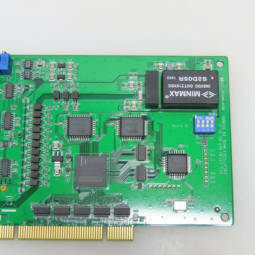 PCI-1713U REV B1 Per scheda di acquisizione Advantech Scheda di ingresso analogica ad alta velocità isolata a 32 canali Spedizione veloce di alta qualità