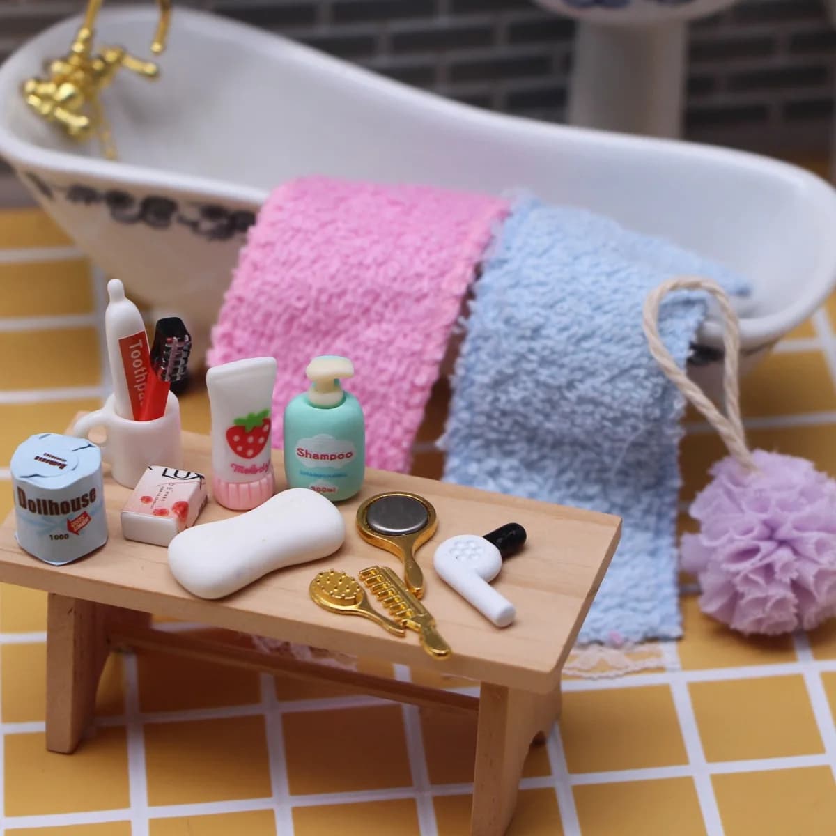 Hot sale! Miniature bath toe tools for doll house, BJD hairdryer, comb, mirror, alloy scene objects