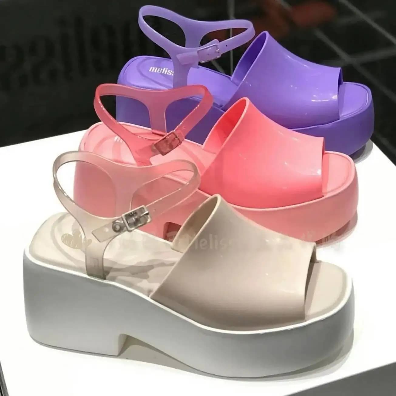 Sandali Donna Fashiona Molly con Suola Spessa e Rialzo, Antiscivolo, Punta Aperta, Scarpe da Spiaggia Oman in Gelatina