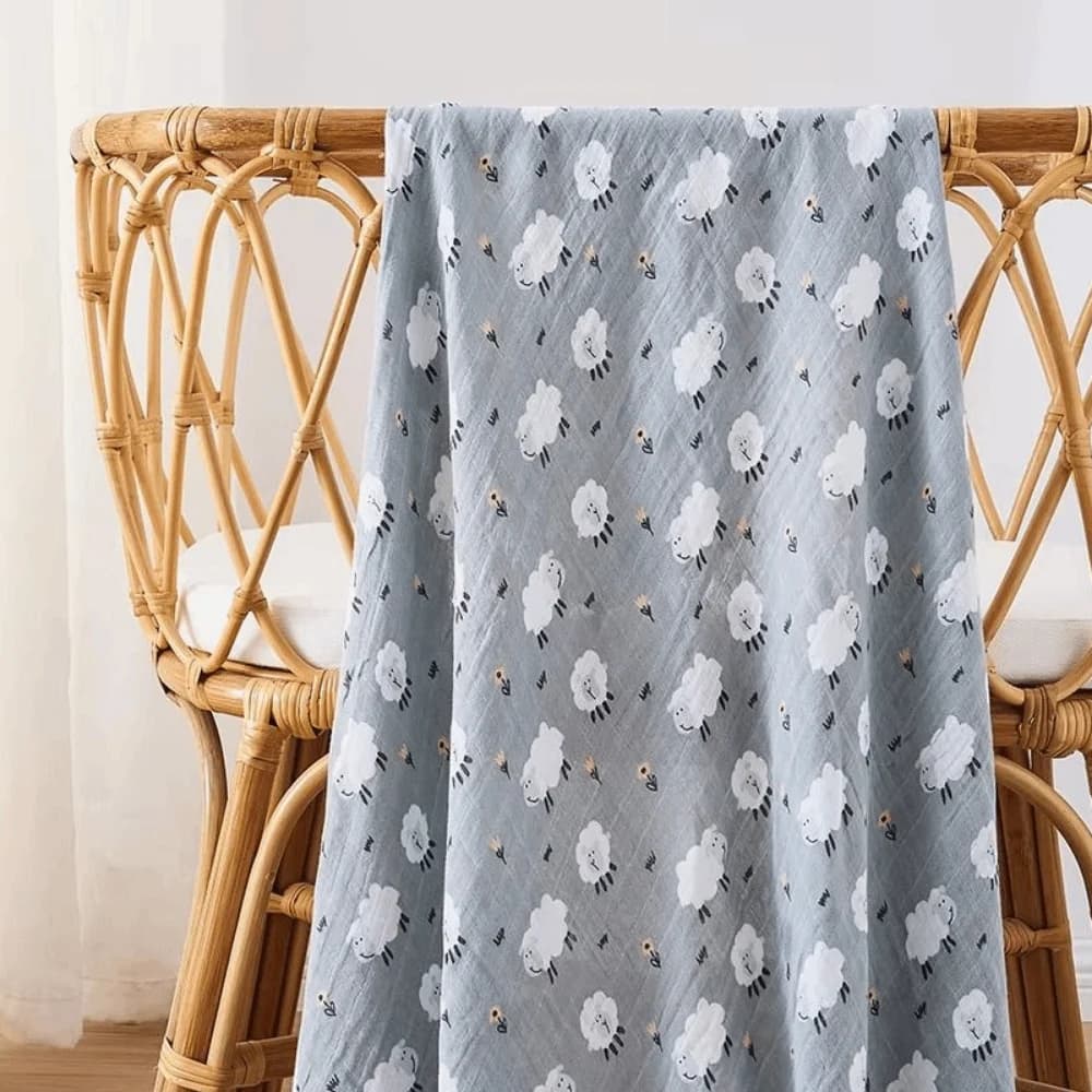 Covered morbid for children's changing table with cartoon print, breathable, to wrap the baby, sleeping bag, double layer hypoallergenic stroller cover