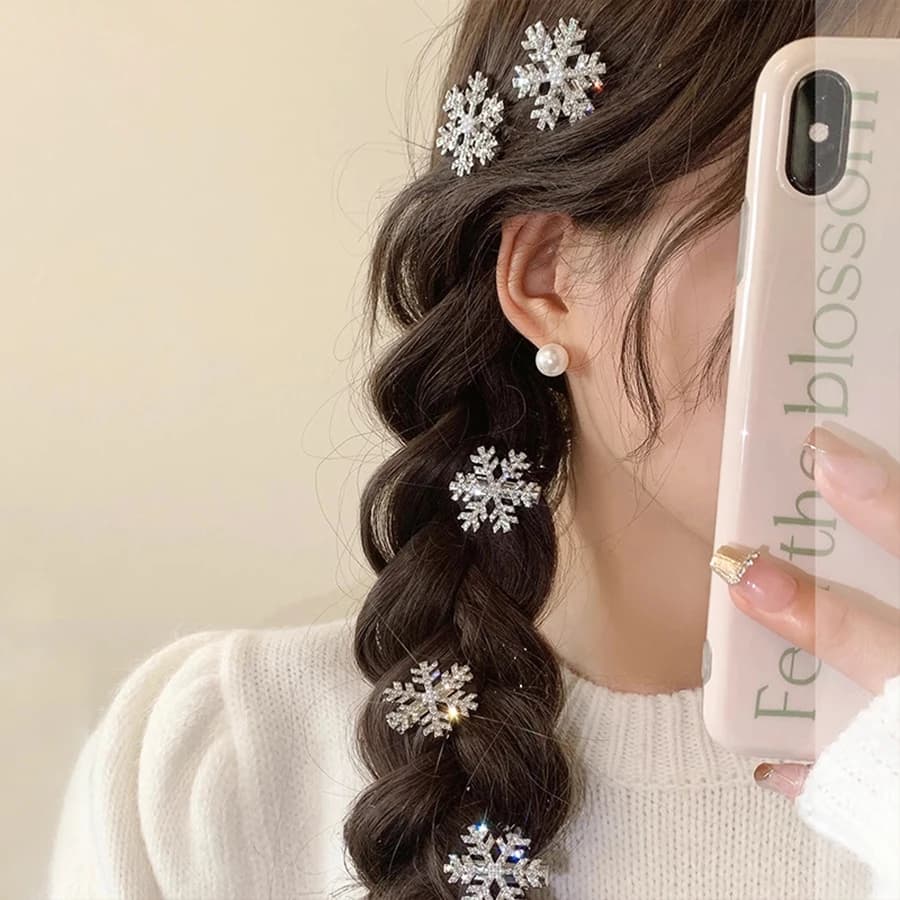 Set of 5 Snowflake Hair Clips with Sparkling Rhinestones - Christmas Winter Hair Accessories for Women, Festive Mollette