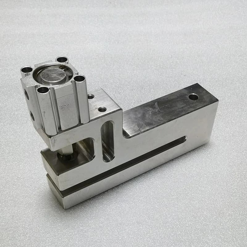 2-10mm Pneumatic Round Hole Punching Machine for PP/PE Film – 150mm Width Capacity, Adjustable Hole Size for Plastic Bag Making