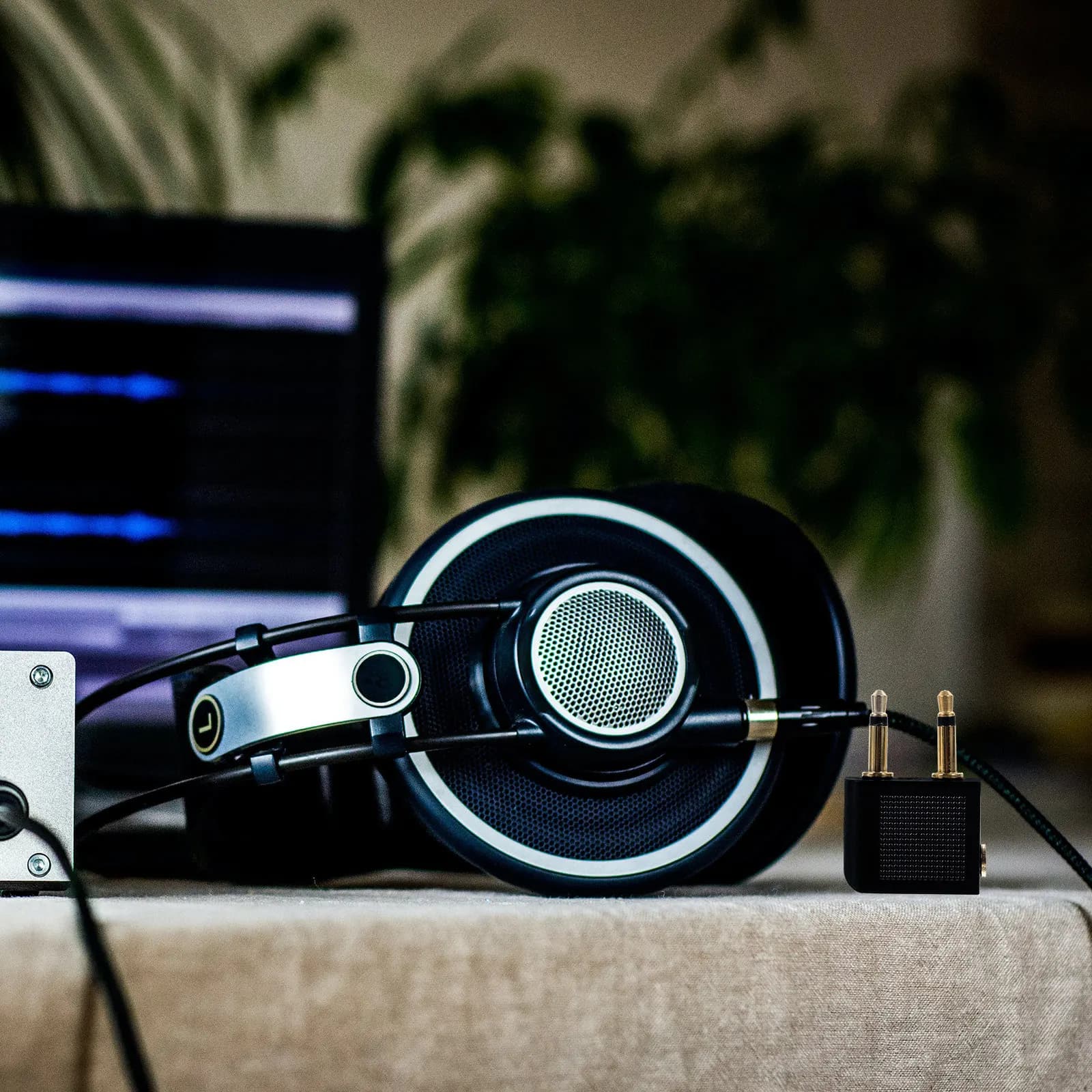 Adattatore jack audio da 5 pezzi per sistema di intrattenimento con cuffie da aereo, durevole, compatto, leggero, per uso musicale durante i viaggi e i voli