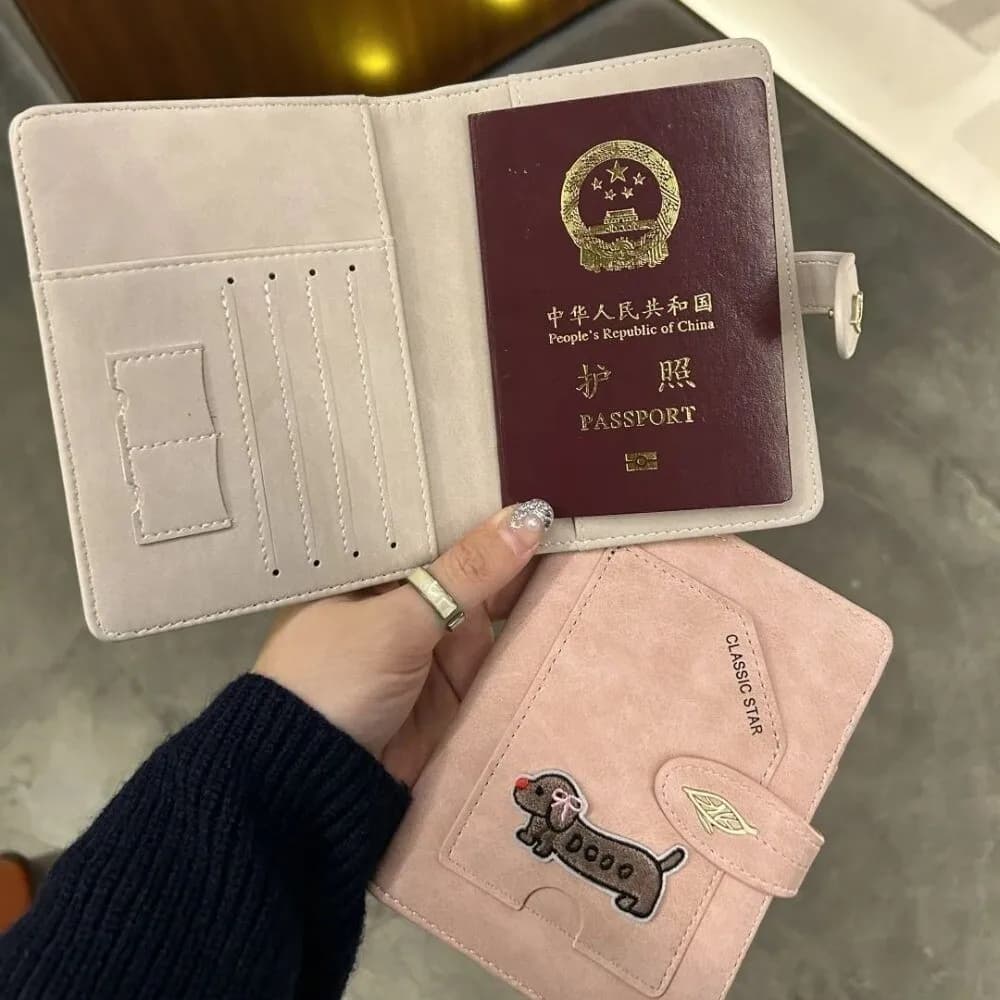 Animali dei cartoni animati Design Custodia per passaporto RFID Materiale impermeabile Morsetto per biglietti Porta passaporto in pelle PU Porta carte bancarie ID