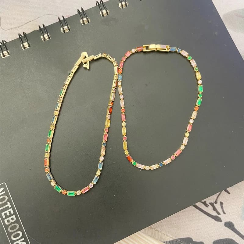 Nuovi braccialetti da tennis in cristallo colorato lucido per le donne Bracciale di lusso ghiacciato con zirconi cubici sulla mano Gioielli hippie