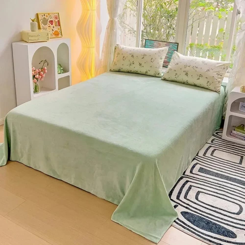 Set di lenzuola a quattro pezzi, lato A in puro cotone, lato B in velluto effetto latte, tessuto per la casa, caldo e soffice per l'inverno, set di biancheria da letto.