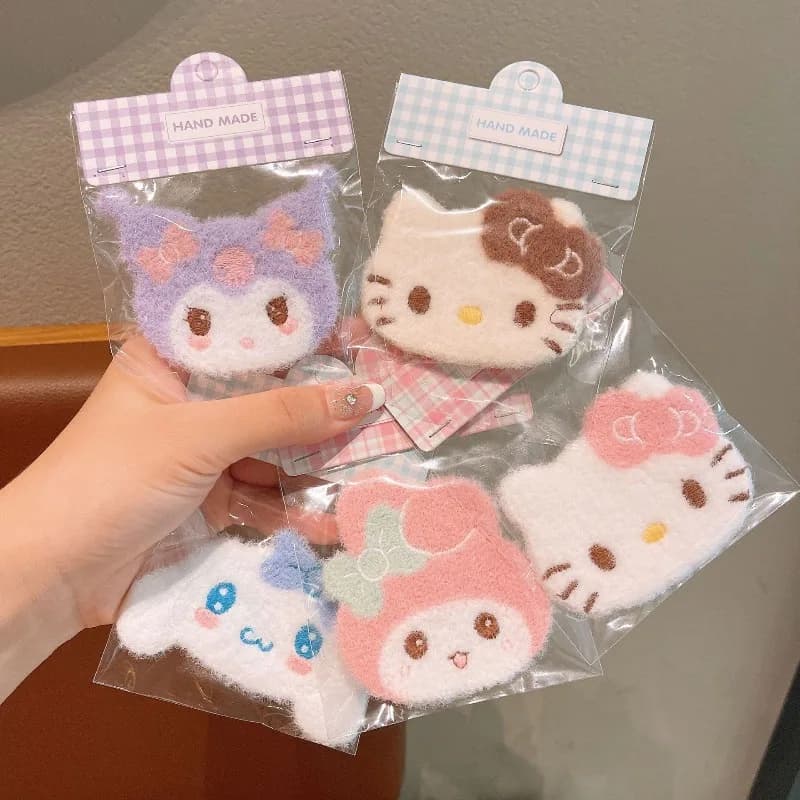 Nastro Adesivo in Velcro Kawaii Hello Kitty e Kuromi, Ganci Decorativi per Capelli, Fermagli Carini per Frangia, Regali