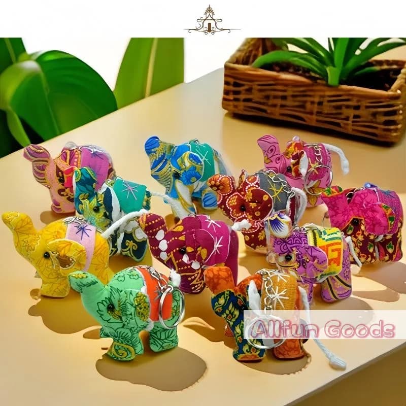 1Pcs Home/Office Hanging Key Chain Thailand National Cloth Stylish Elephant Bag Pendant Wind Chimes Ornaments DIY Decoration
