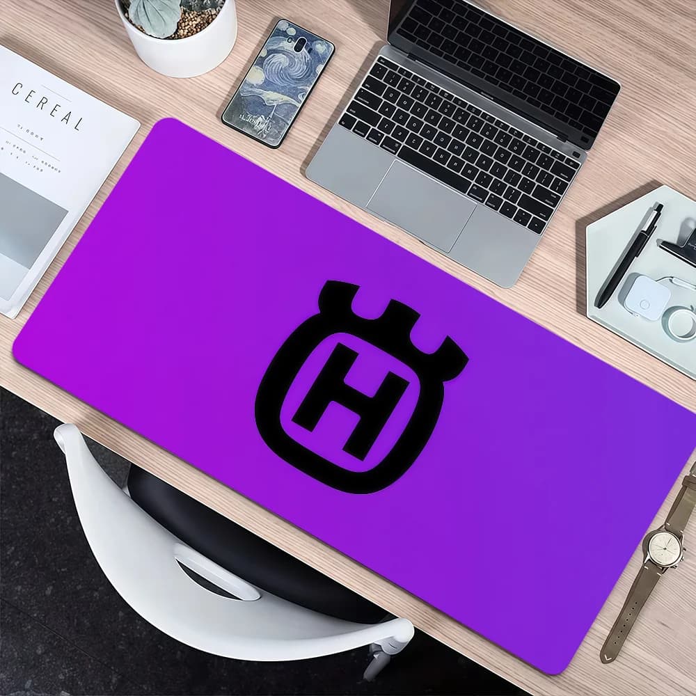 Tappetino per mouse per auto H-HusqvarnaS dal design accattivante, antiscivolo, con bordi rinforzati, tappetino per mouse da scrivania, grande comfort, per gaming, ufficio, studenti
