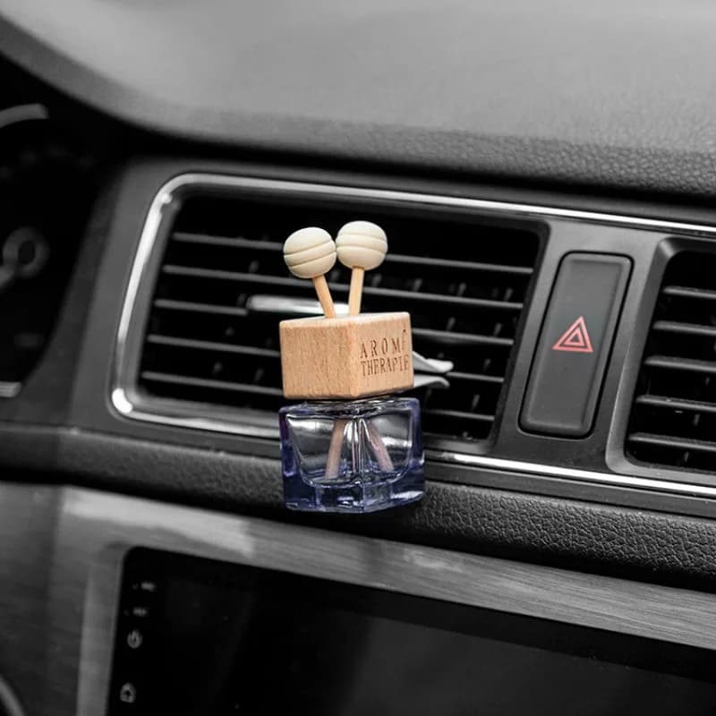Clip per bottiglia di vetro vuota per profumo per auto Clip per profumo per bottiglia di deodorante per auto carino Presa d'aria Accessori per auto Decorazione