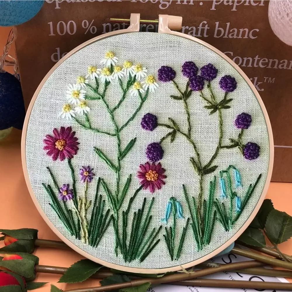 Modello floreale Kit da ricamo fai-da-te Punzonatrice per ago Filo per ago Kit punto croce Artigianato fai-da-te Accessori per cucire Kit artigianale per cucito