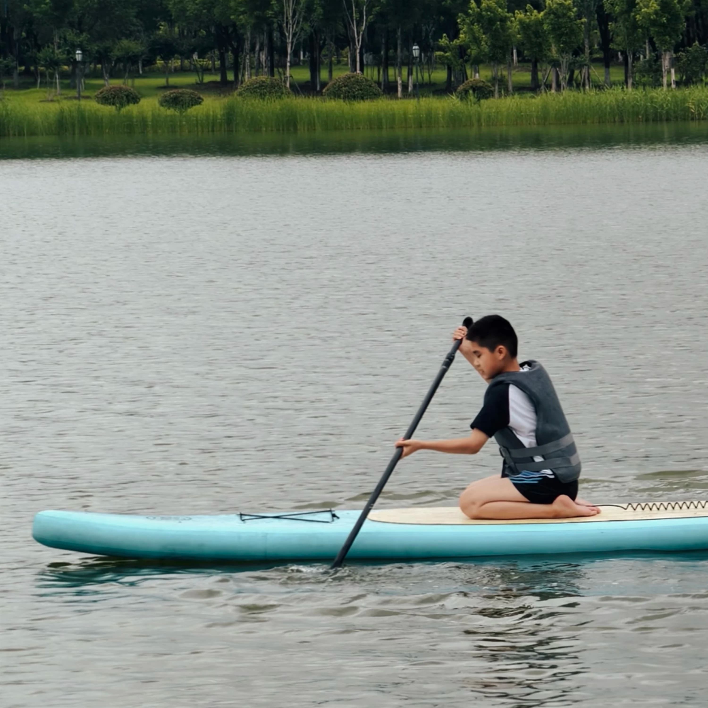 Giubbotto di Salvataggio in Neoprene per Adulti e Bambini, Gilet di Sicurezza per Pesca, Kayak, Canottaggio, Nuoto, Surf e Rafting