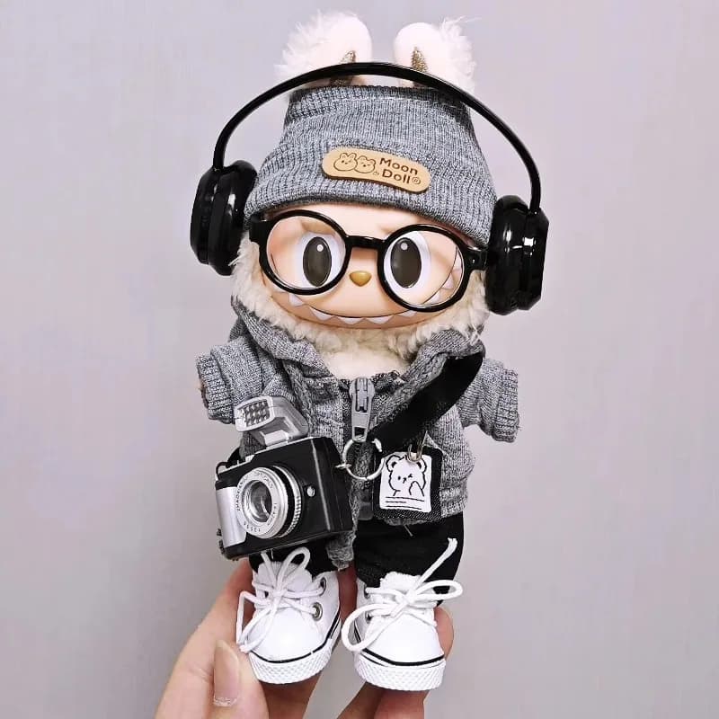 Set di felpe con cappuccio universali Labubu da 15 cm/17 cm, vestito grigio alla moda con occhiali per fotocamera, cuffie e scarpe di tela compatibili con la serie 1-3