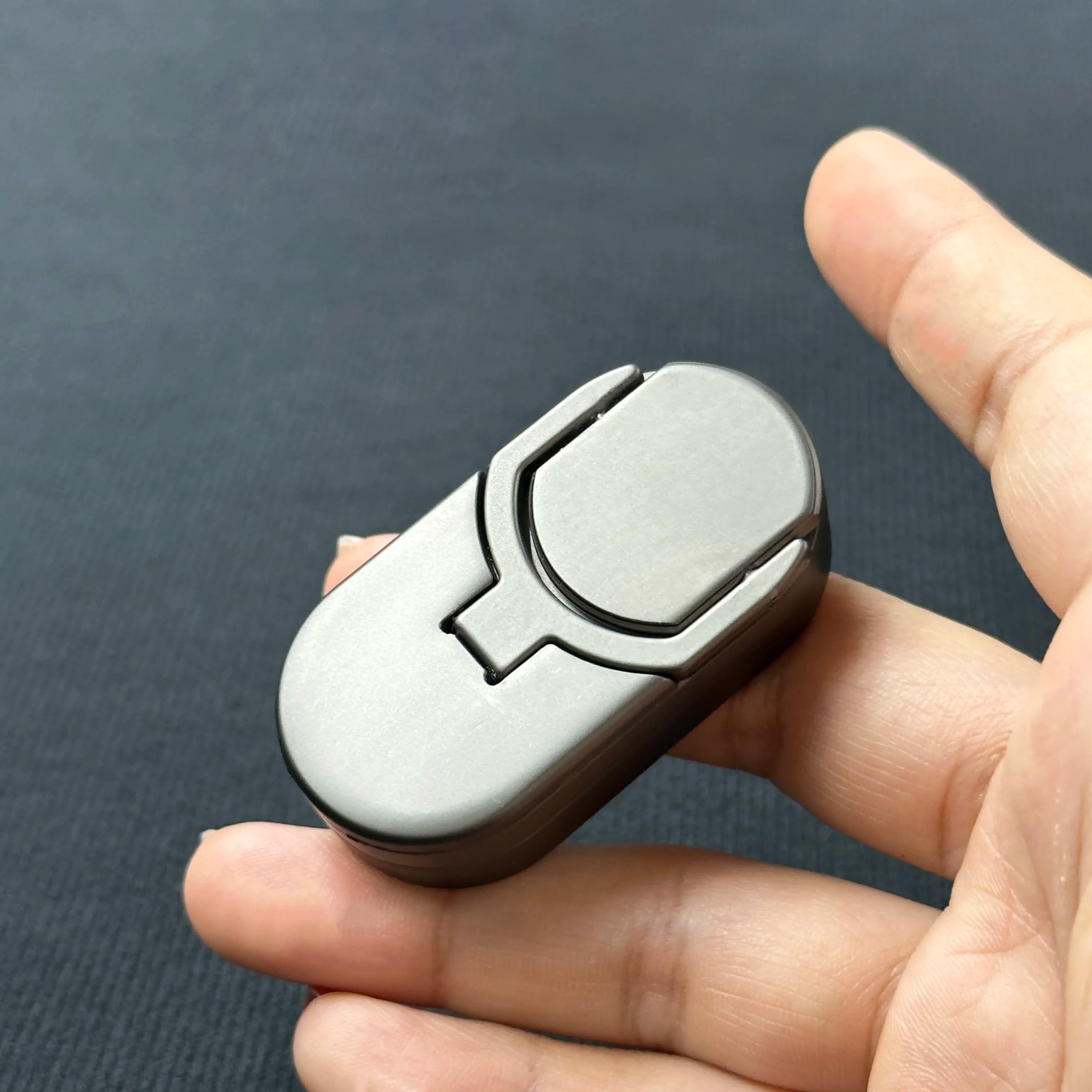 EDC Fidget Sliders Fidget Toys antistress per adulti Magnetic Metal Target Push Slider Finger Push Spin Coins decompressione T
