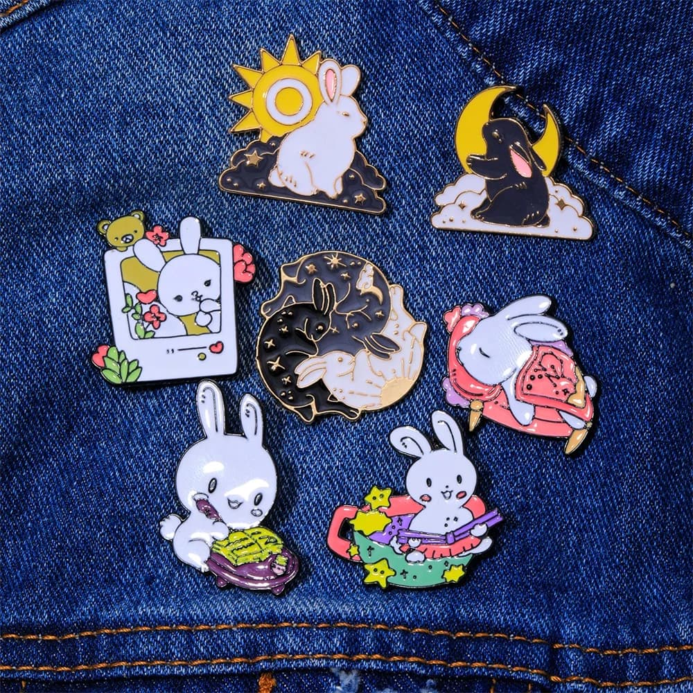 Cute reading bathroom snap photo rabbit sleeping enamel sun brooch and moon hug rabbit brooch for bag backpack jewelry gift