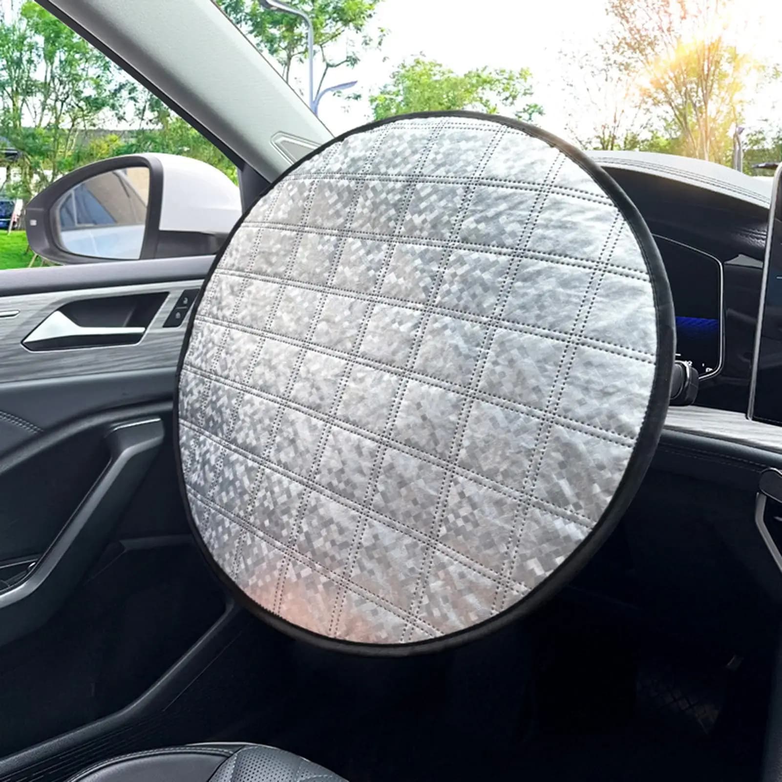Car Steering Wheel Cover Heatproof Isolation Sun Protection Shade High-Temperature Resistant Car Steering Wheel Sun Block