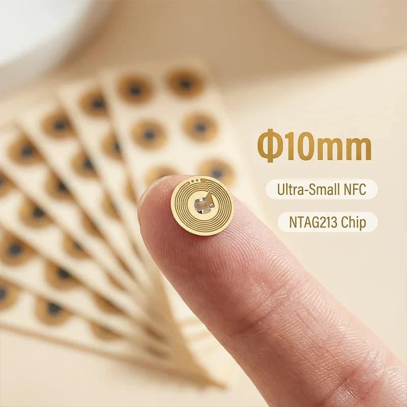 Tag RFID NFC FPC ad alta temperatura da 10 mm di diametro Mini carte NXP NFC213 Scheda RF passiva anti-falsa anti-metallo da 13,56 MHz