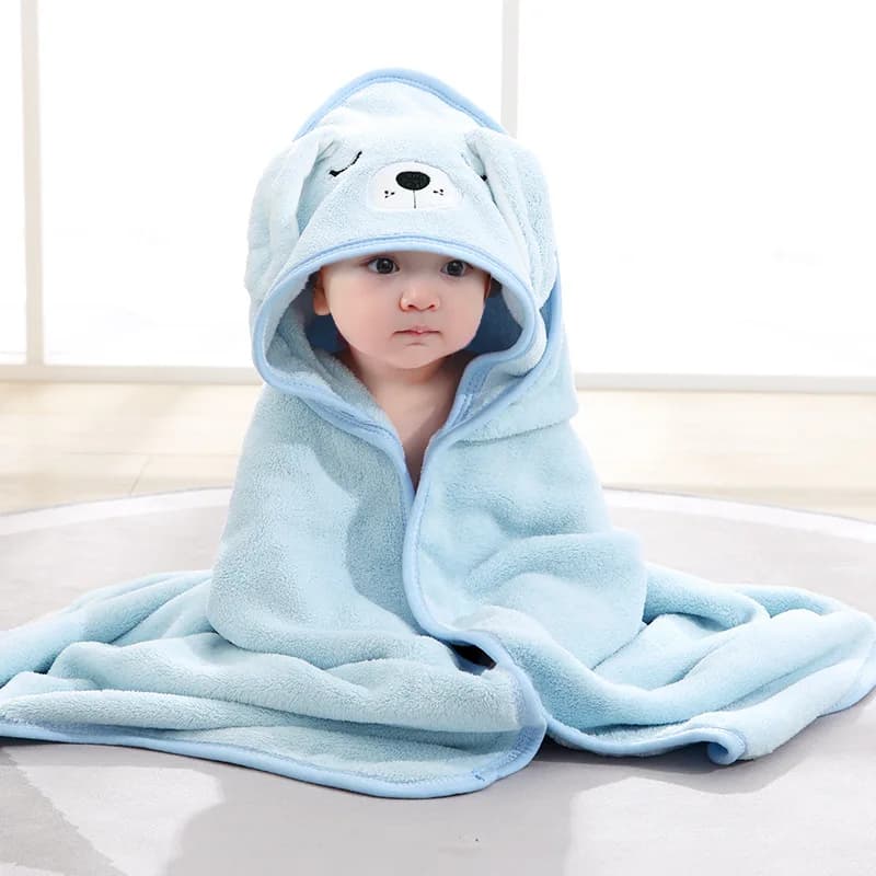 Trapunta per abbraccio neonato Accappatoio morbido per la pelle Primavera Estate Bambini Coperta in pile di corallo Stile cartone animato Asciugamano da bagno per bambini Swaddle