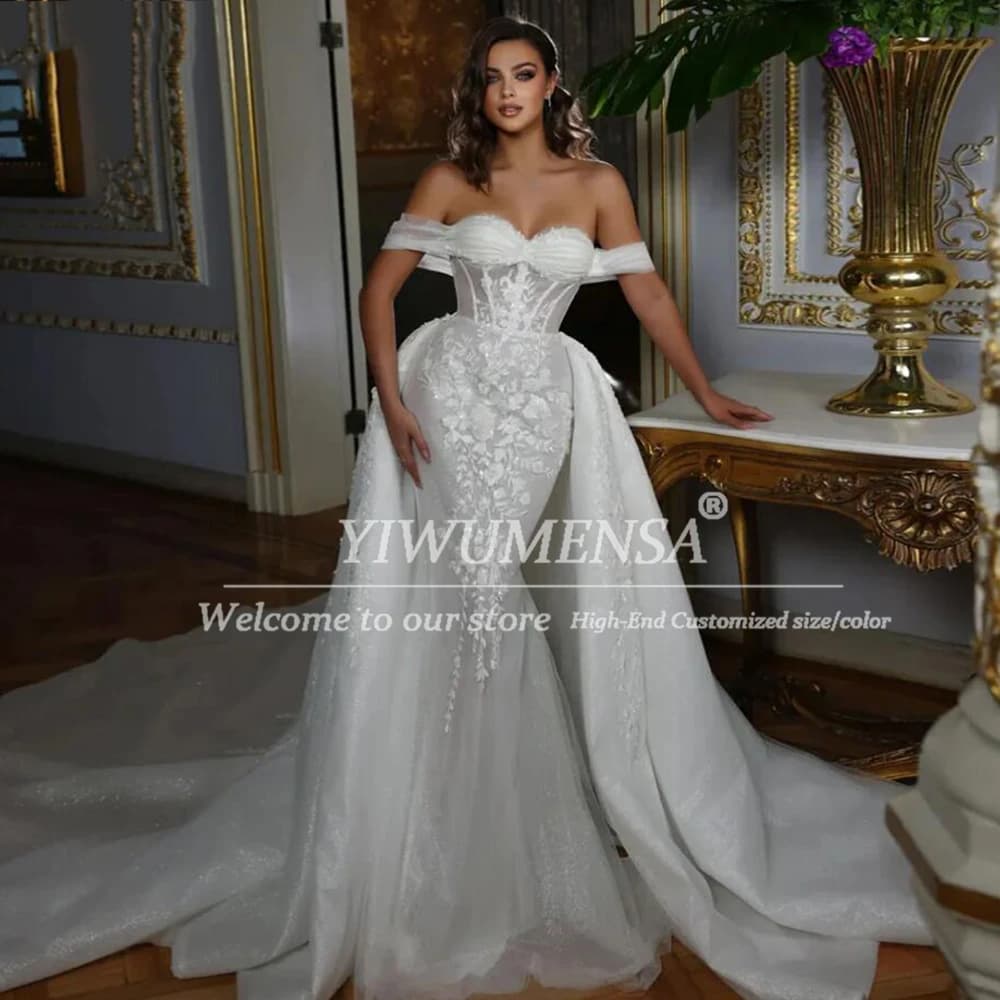 Abiti da sposa con applicazioni in pizzo scintillante con strascico staccabile 2 in 1 Abiti da sposa con spalle scoperte stile sirena personalizzati 2026