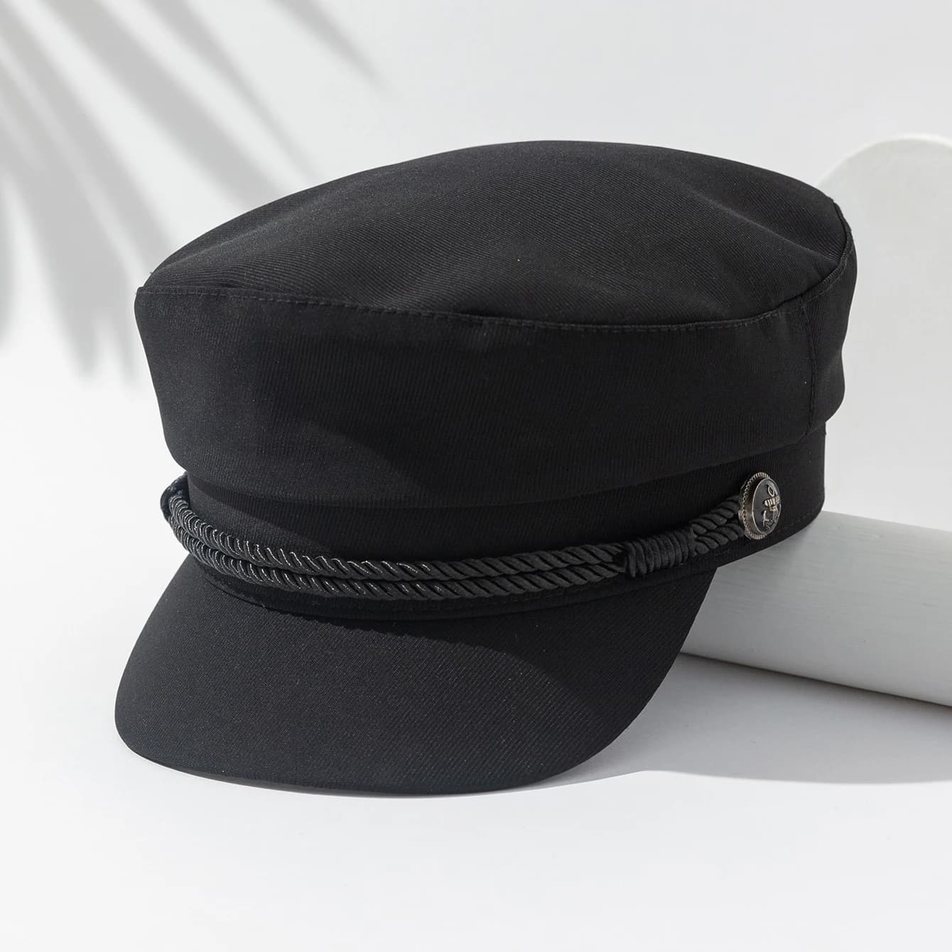 Double-layered rope anchor hook for newsboy cap with classic navy sailor design. Suitable for both casual and formal wear.