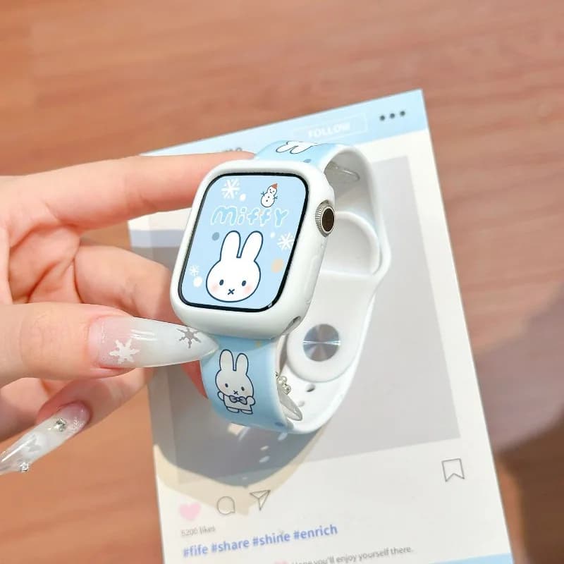 Cinturino per Orologio in Silicone Miffy Bunny Snowflake Morbido Impermeabile Regolabile per Iwatch S11/10/9/Ultra Regalo Kawaii per Donne 38mm-46mm