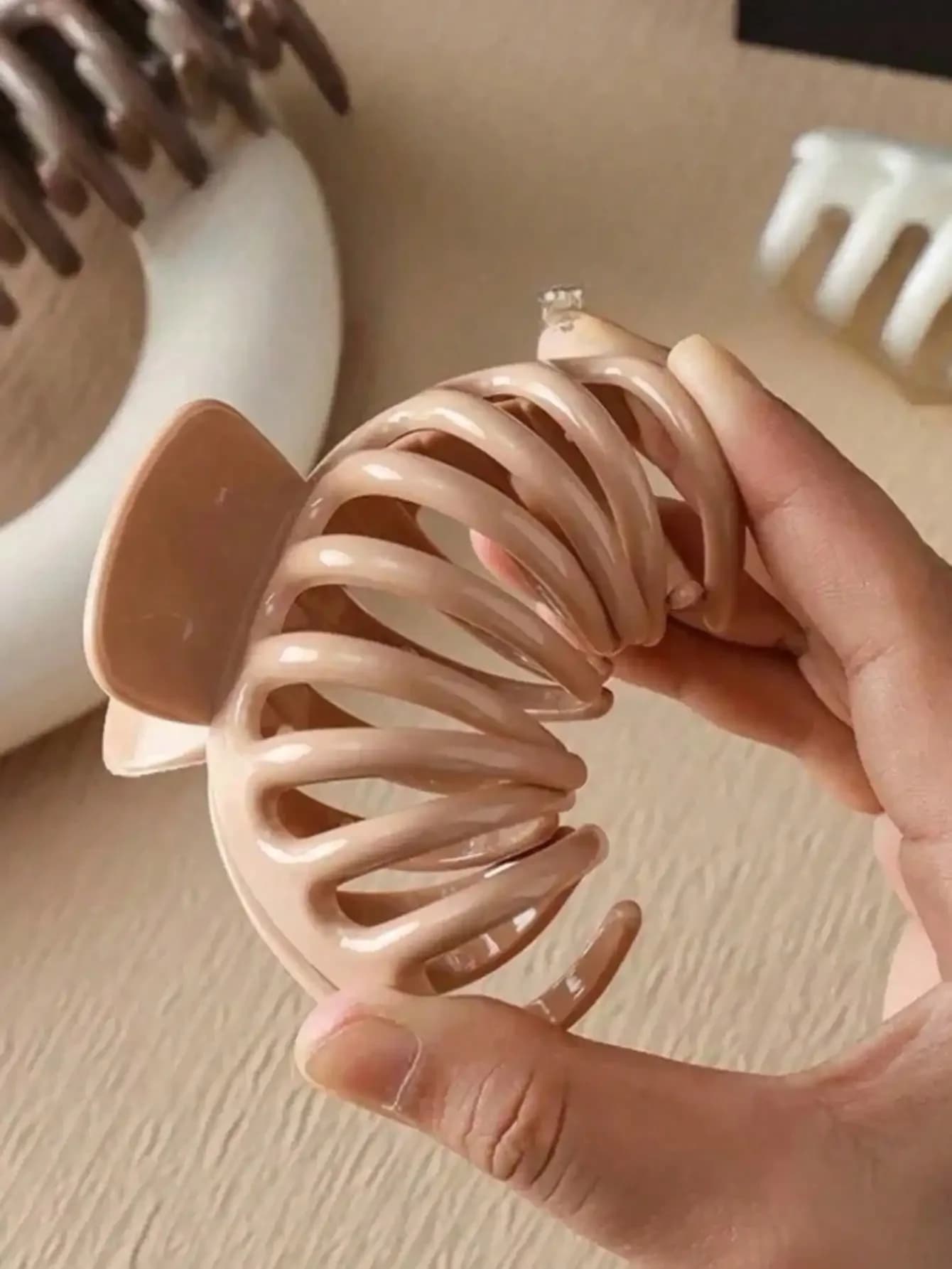 Set da 4/2 pezzi di fermagli per capelli in morbido silicone, fermagli ammortizzanti per il poggiatesta, fermagli per capelli con presa, accessori per capelli da donna, fermagli per capelli alla moda, fermagli per capelli eleganti, fermagli per capelli per l'estate e la spiaggia