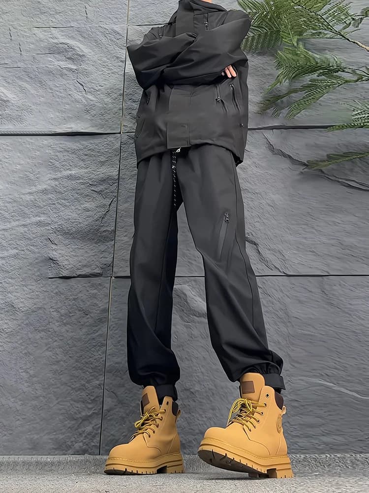 Pantaloni da trekking da uomo outdoor anti-urto a gamba dritta, con polsini abbinati ai stivali, ideali per l'arrampicata sportiva e il lavoro, collezione autunnale.