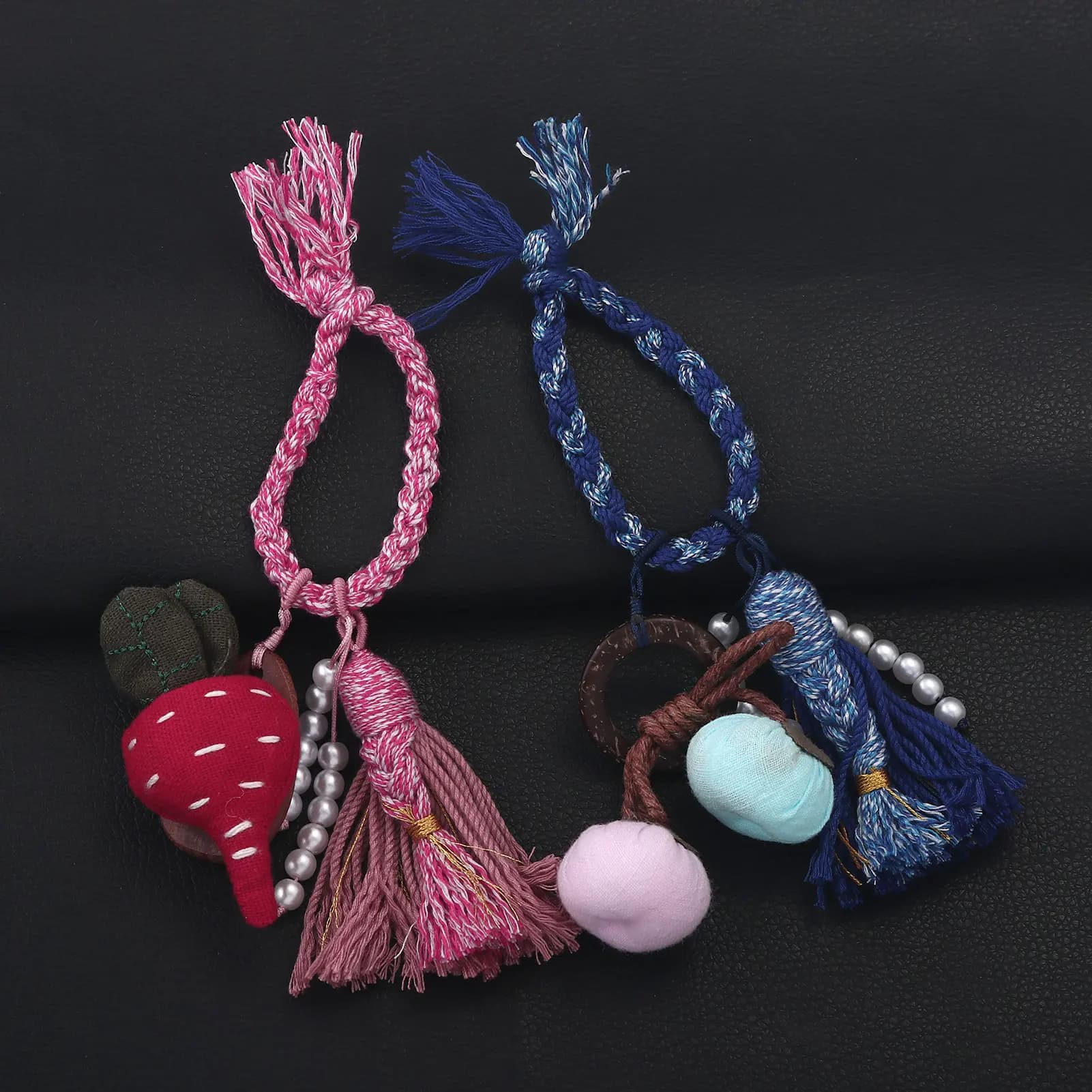 Hand-made woven tassel Keychain Pendant with fruit bag with pearl beads Nice apple ornament and wall carrot for car, gift decoration