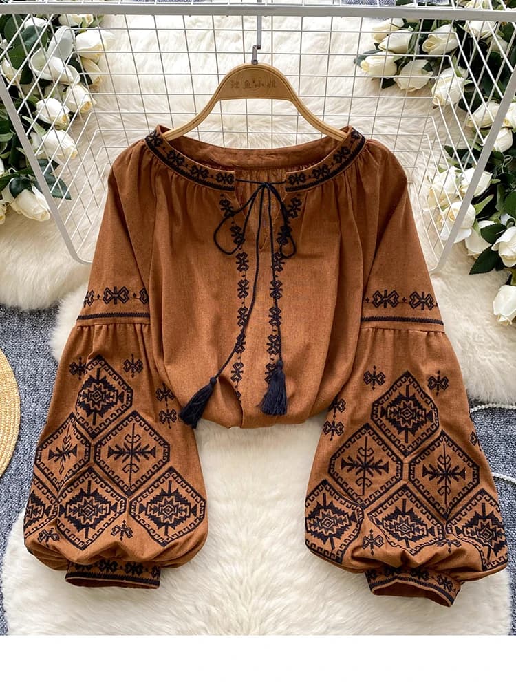 Women's Winter Shirt ethnic style retro new shirt with loose Chinese lantern sleeves slim embroidery tassel design Blusa Top BL187
