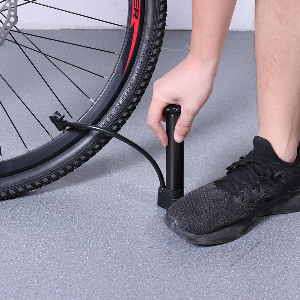 Pompa da bicicletta MTB 80PSI Valvola Schrader Pompa d'aria manuale per bici Pompa da pavimento per bicicletta leggera per pneumatici MTB Palloni Palloncini