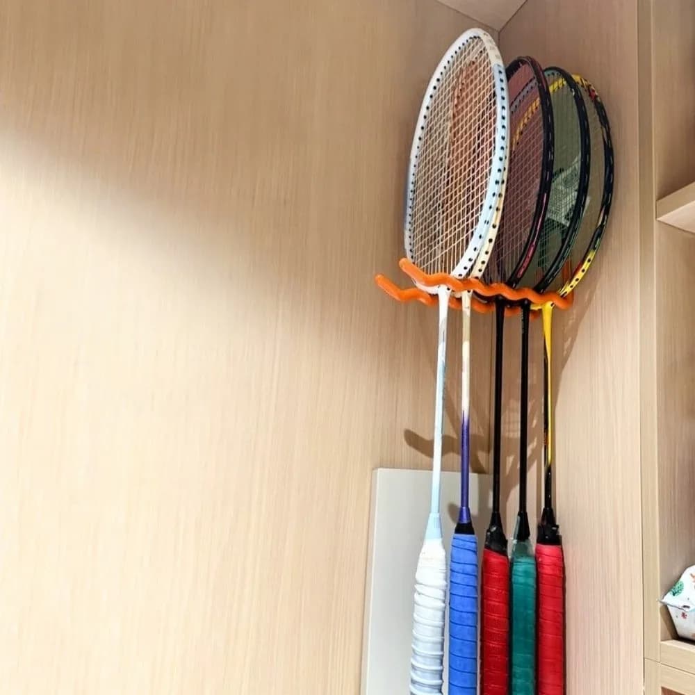 Portaracchette da Parete a Forma di Onda, Salvaspazio, per Racchette Multiple, Organizzatore in Acciaio al Carbonio per Racchette da Tennis