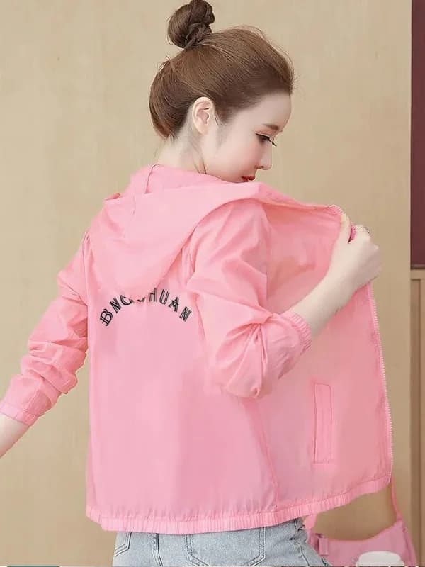 Women's Summer 2026 Lightweight Breathable UV Protection Outerwear Fleece Lined Hooded Long Sleeve Fashionable Sunscreen Clothes