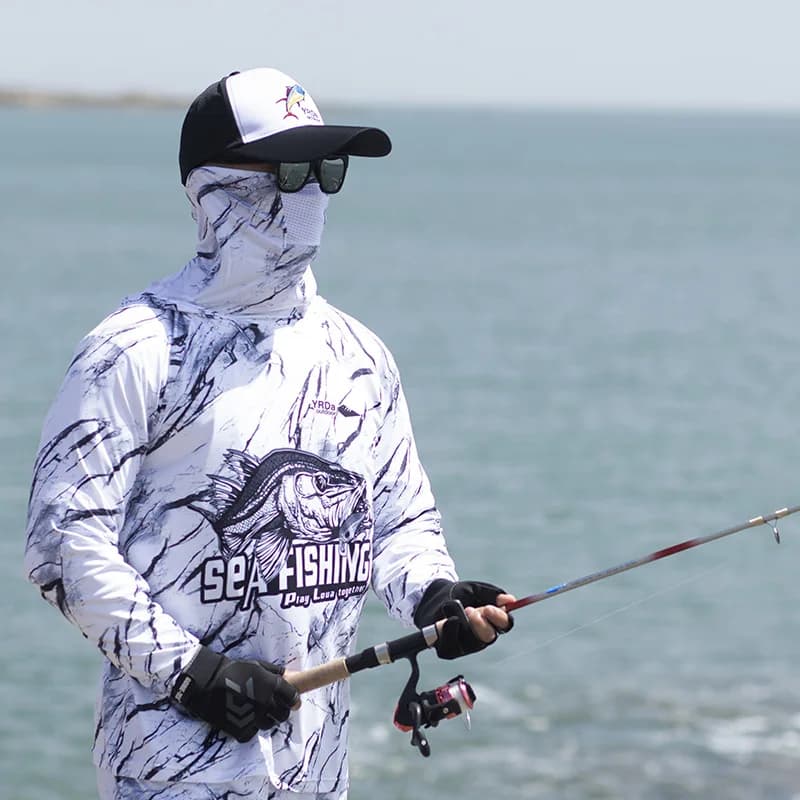 UPF50+ Camo Fishing Hooded Shirts Face Mask Quick Dry Anti-UV Long Sleeve Outfit for Sea Fishing Outdoor Activities