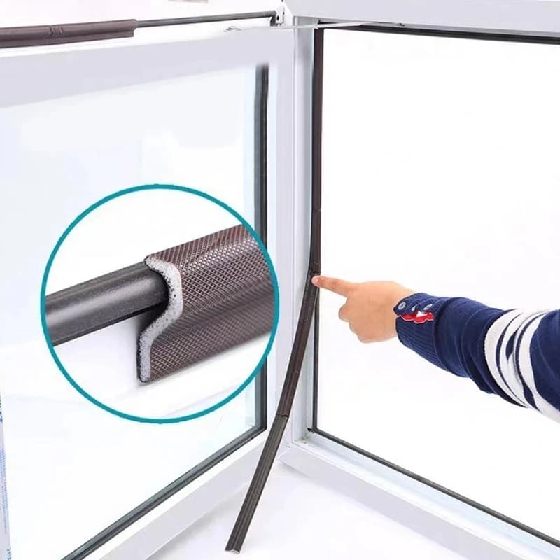 Striscia sigillante autoadesiva per porte e finestre da 2 m Nastro sigillante in schiuma acustica insonorizzata Guarnizione meteorologica Gap Filler Hardware per finestre