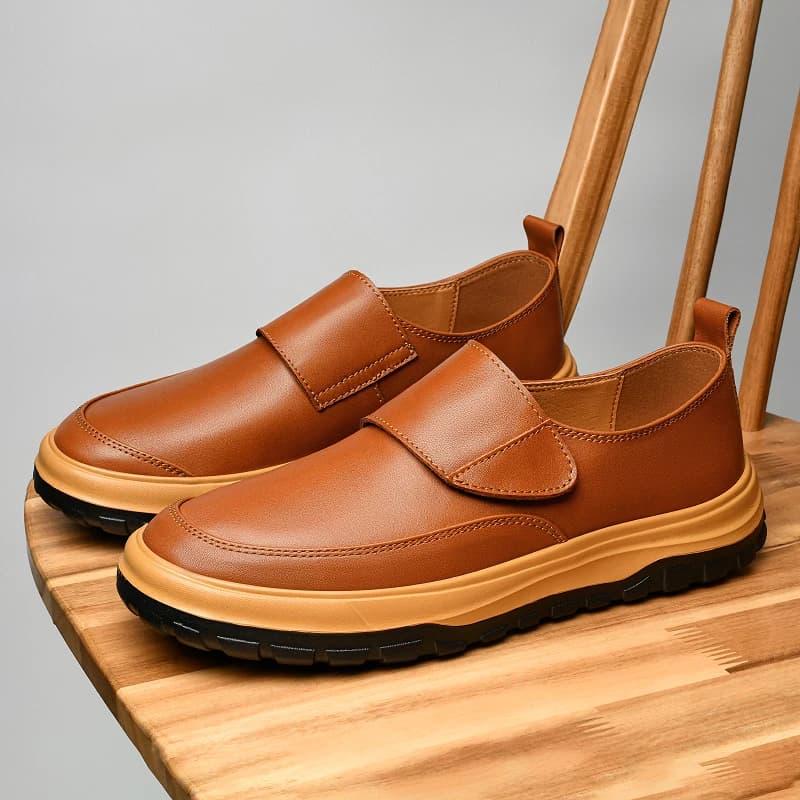 Men's casual new advanced autumn shoes Soft surface Soft surface Comfortable stylish and breathable working shoes