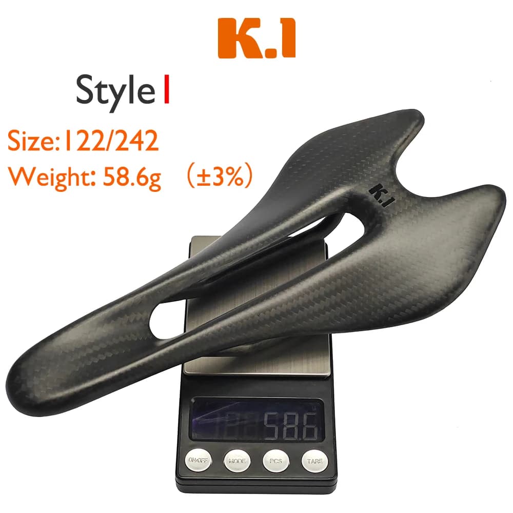 Sedile per bicicletta ultraleggero in fibra di carbonio a livello competitivo, design ergonomico comodo e traspirante, versione aggiornata 3K, K1